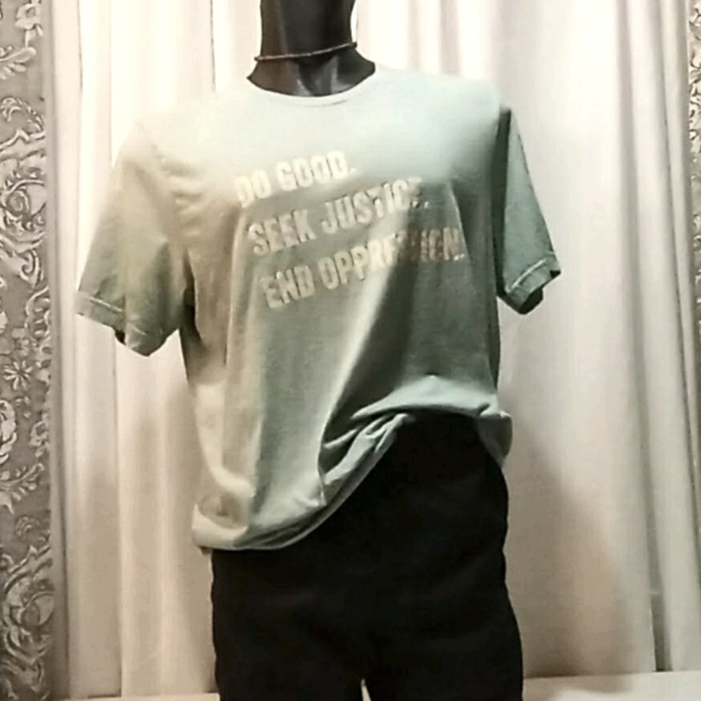 Do Good Men's Canvas Tshirt